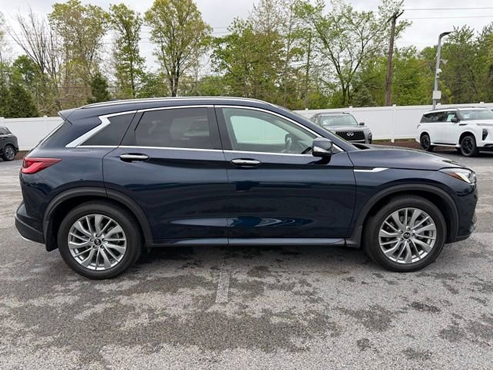 Used 2023 INFINITI QX50 Luxe AWD/4WD image 8
