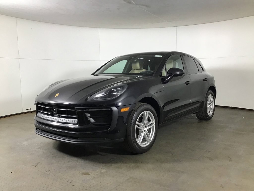 Certified 2023 Porsche Macan Turbo AWD/4WD image 1