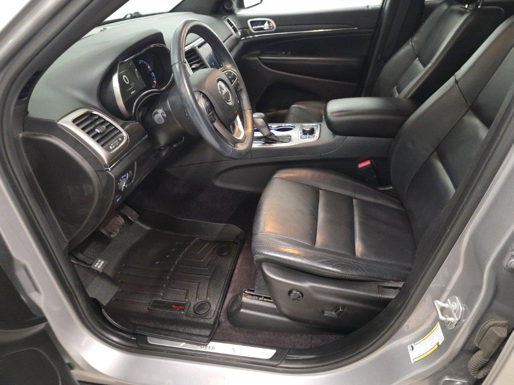 Used 2018 Jeep Grand Cherokee Limited image 13