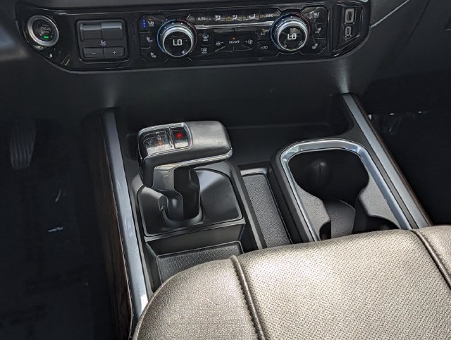 Used 2024 GMC Sierra 1500 SLT AWD/4WD image 14