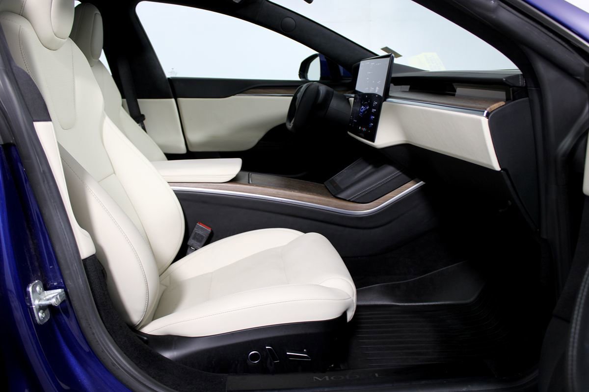 Used 2022 Tesla Model S AWD/4WD image 11