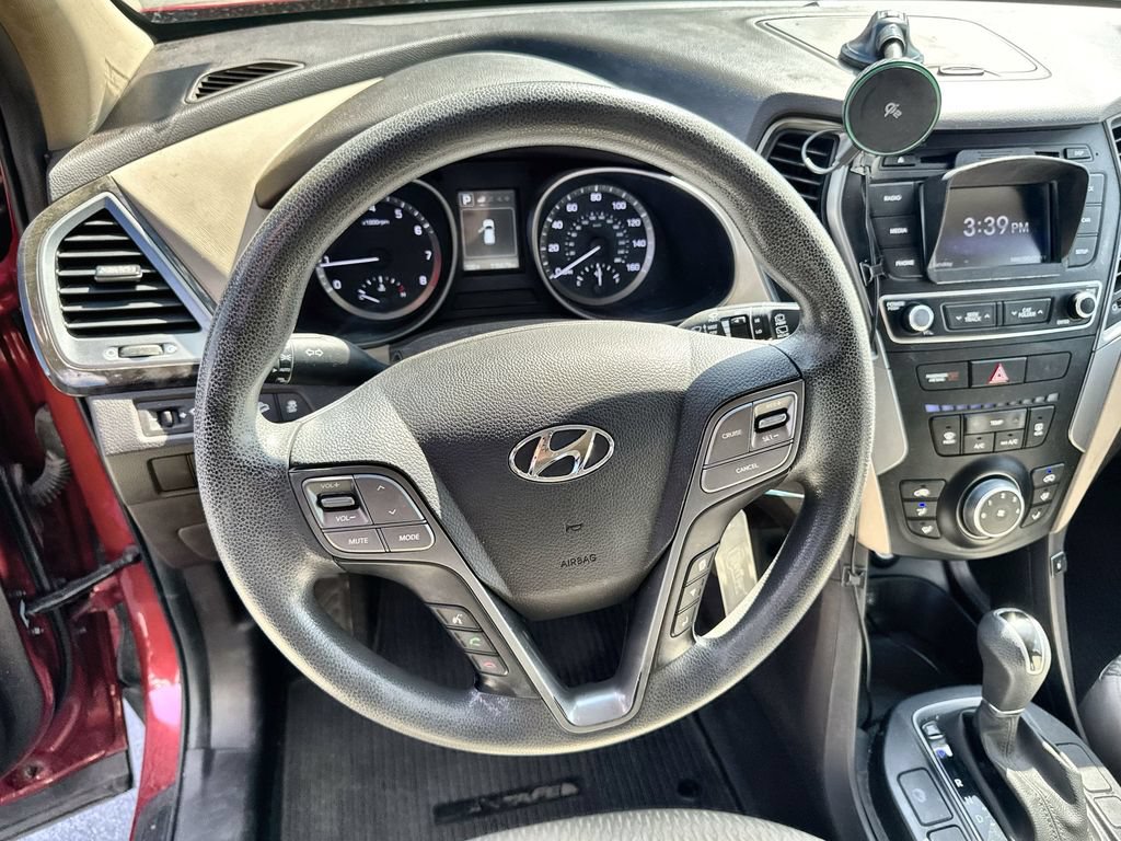 Used 2017 Hyundai Santa Fe Sport w/ Cargo Package FWD image 7
