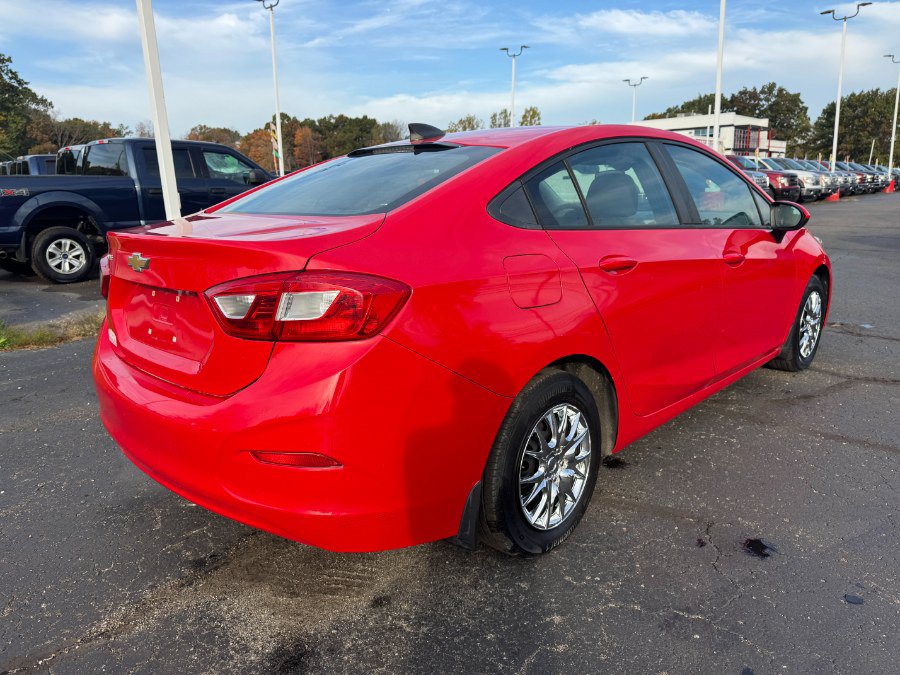 Used 2017 Chevrolet Cruze LS FWD image 5