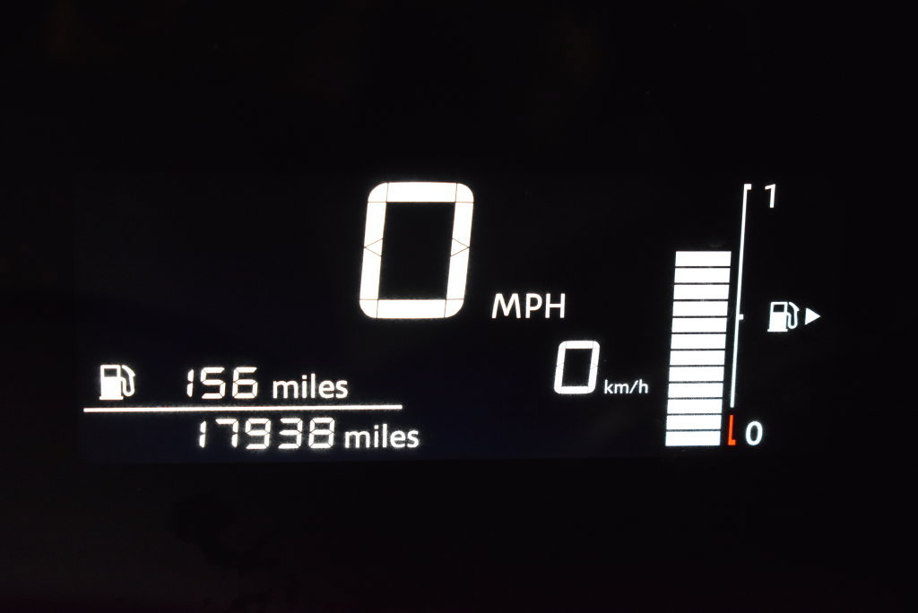 Used 2025 Nissan Kicks S AWD/4WD image 18
