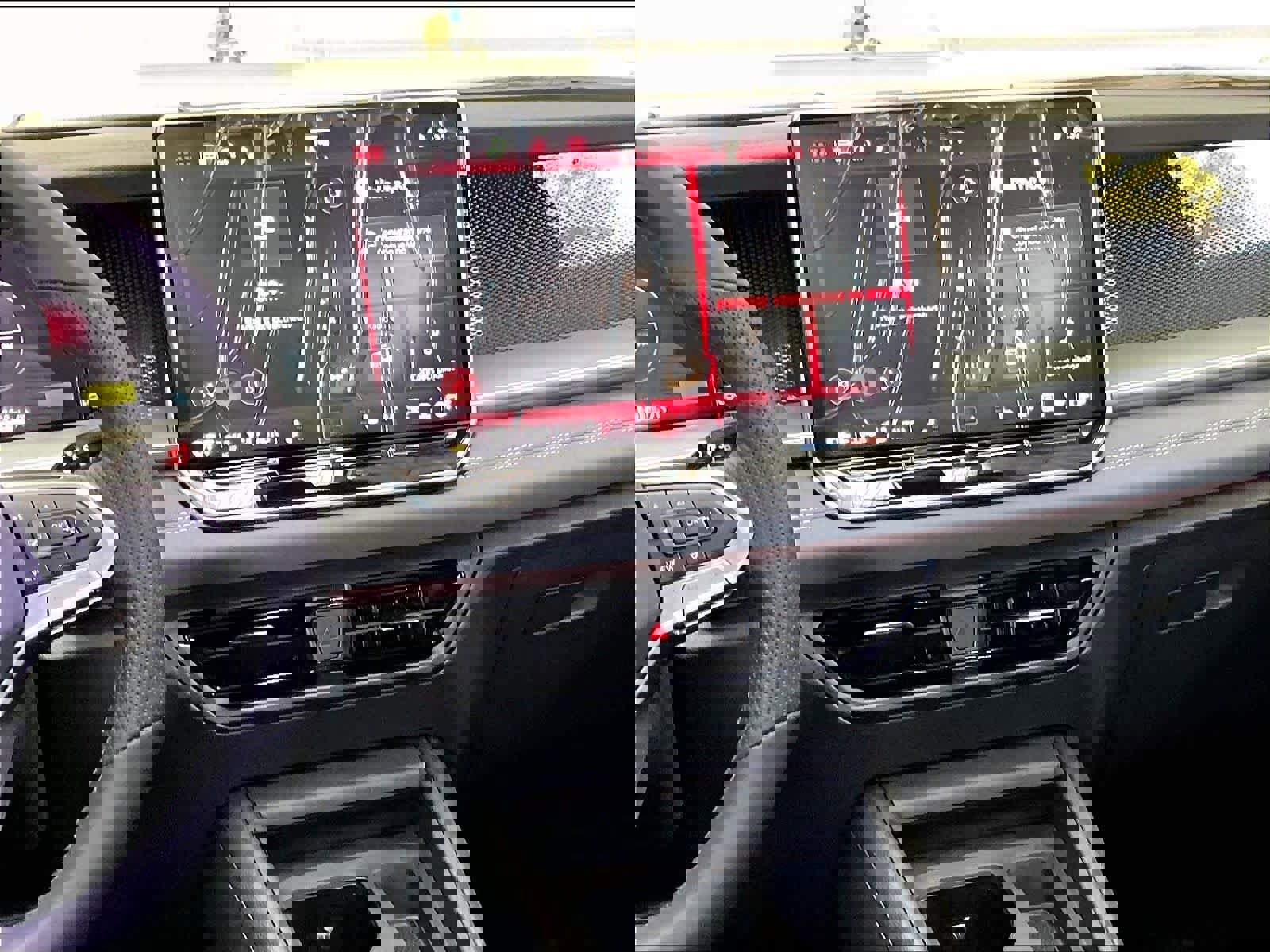 New 2026 Volkswagen Tiguan SE R-Line image 9