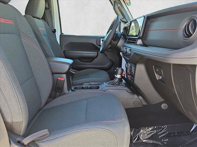 Used 2025 Jeep Wrangler Unlimited Rubicon AWD/4WD image 21