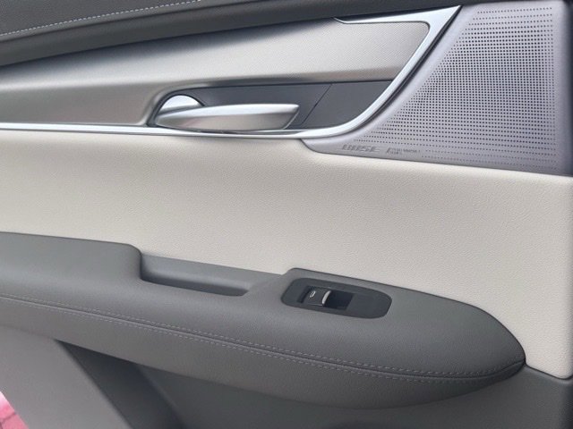 New 2025 Cadillac XT5 Premium Luxury w/ Technology Package image 18