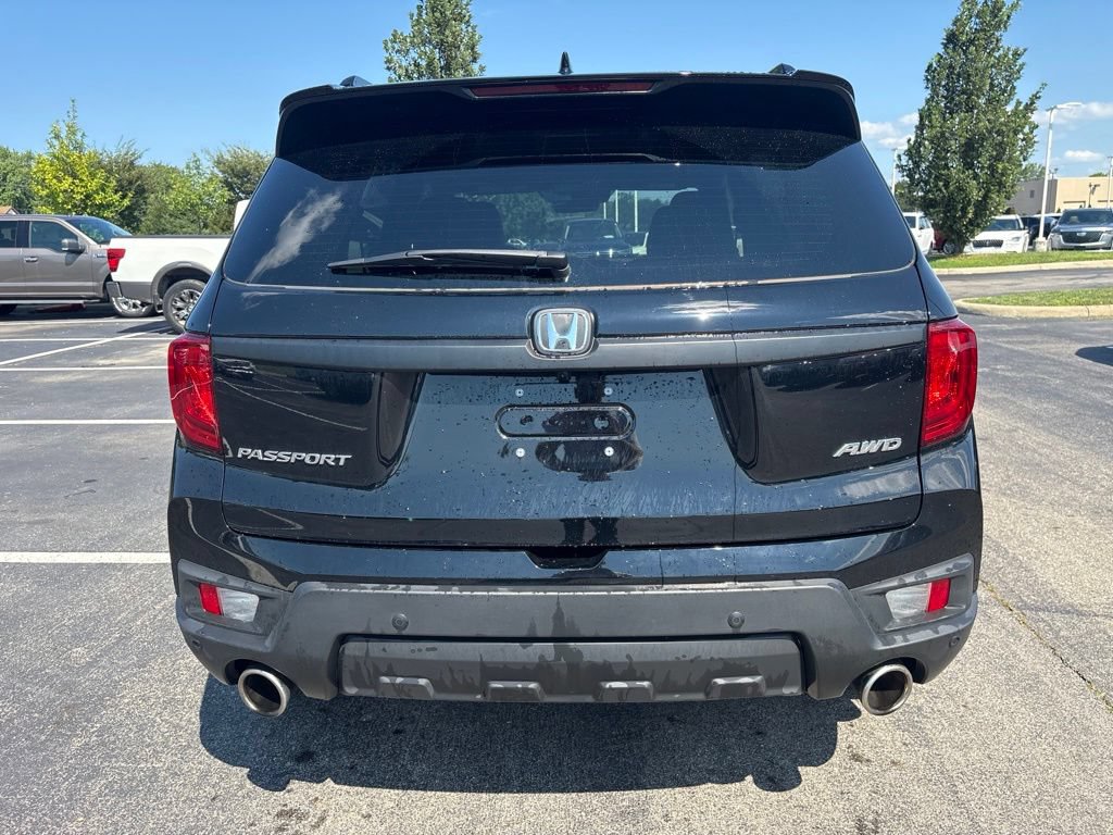 Used 2023 Honda Passport EX-L image 4