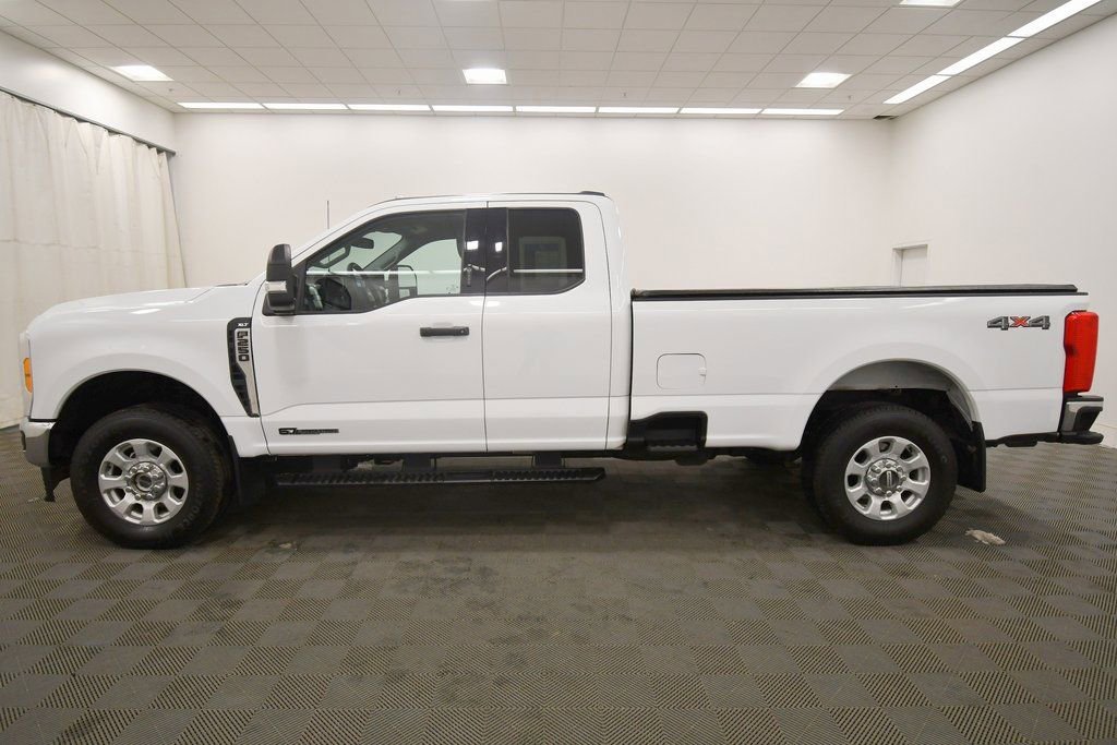 Used 2023 Ford F250 XLT AWD/4WD image 4