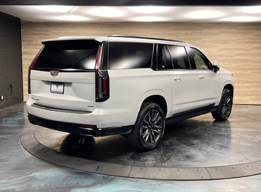 Used 2022 Cadillac Escalade ESV Sport Platinum AWD/4WD image 29