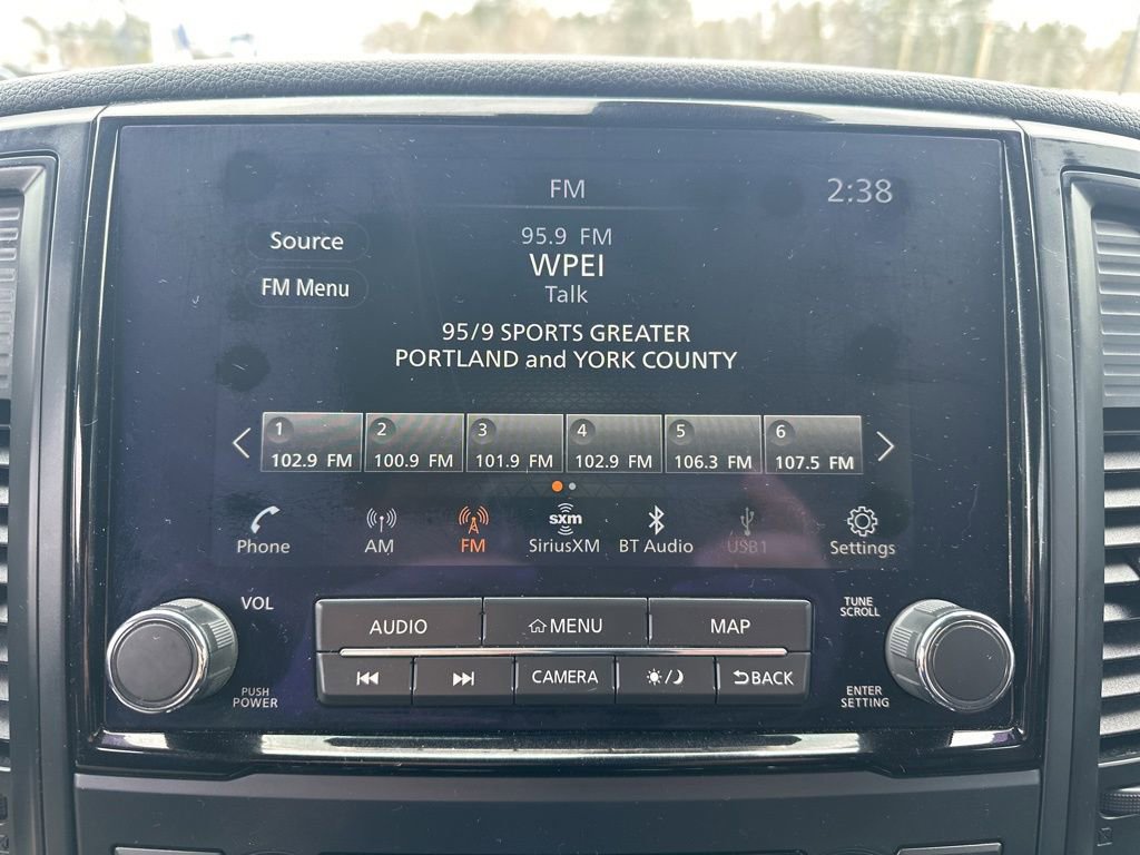 Used 2022 Nissan Titan SV w/ SV Convenience Package image 27