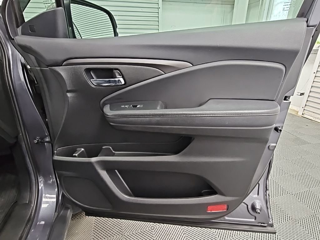 Used 2022 Honda Pilot Special Edition image 43