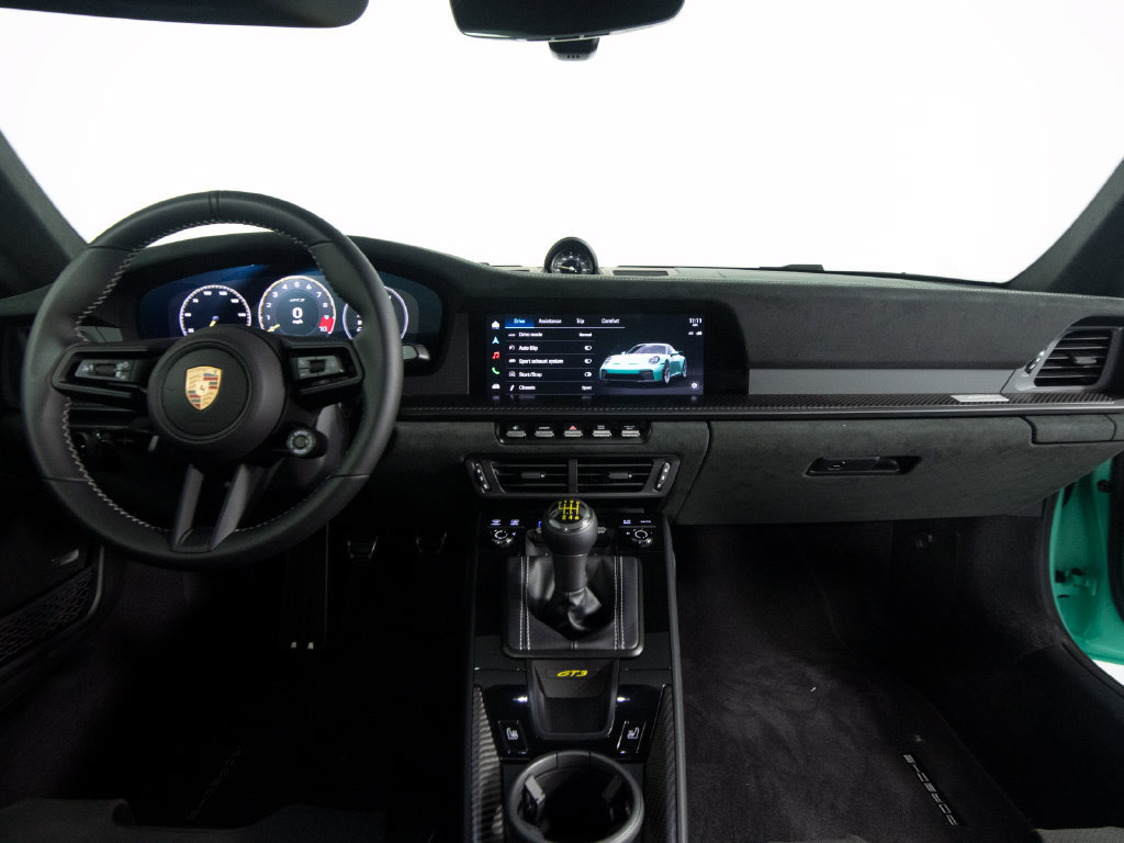 Certified 2026 Porsche 911 GT3 RWD image 40