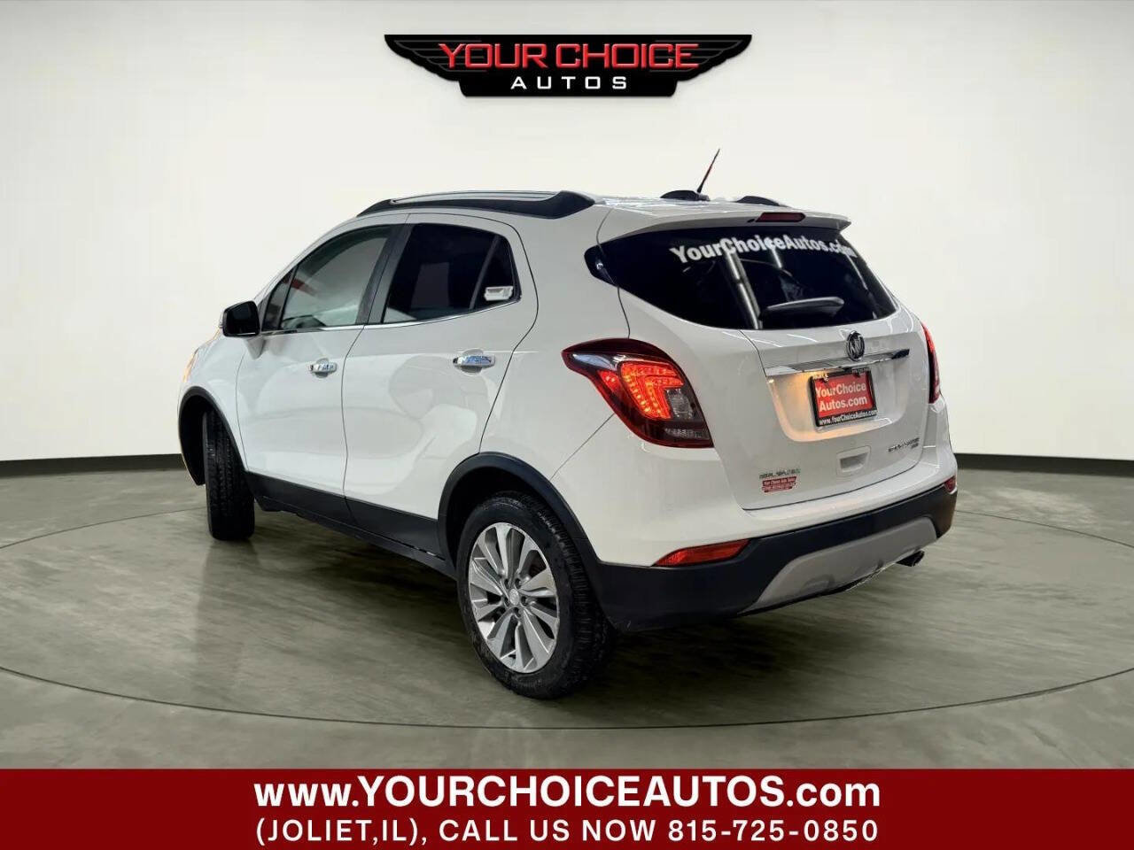 Used 2018 Buick Encore Preferred image 3