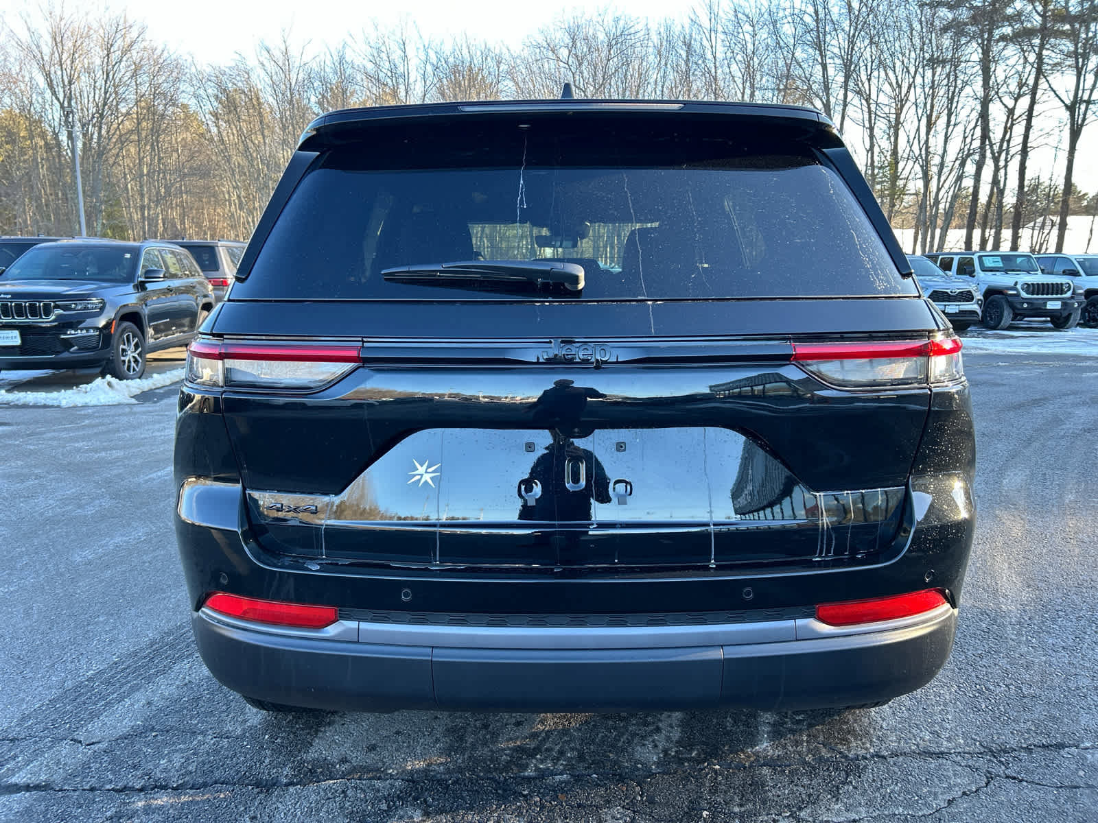 New 2026 Jeep Grand Cherokee Altitude AWD/4WD image 5