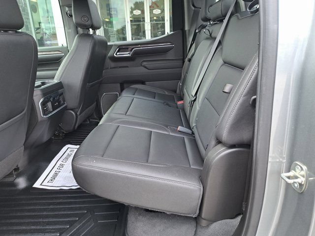 Used 2023 Chevrolet Silverado 1500 LTZ AWD/4WD image 24