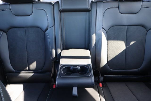 New 2026 Jeep Grand Cherokee Laredo image 35