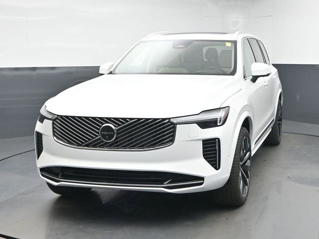 New 2026 Volvo XC90 B6 Ultra w/ Protection Package image 3