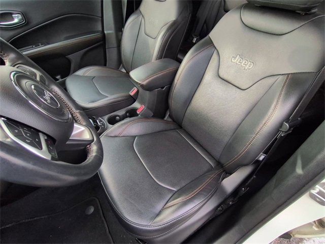 Used 2020 Jeep Compass Limited image 11