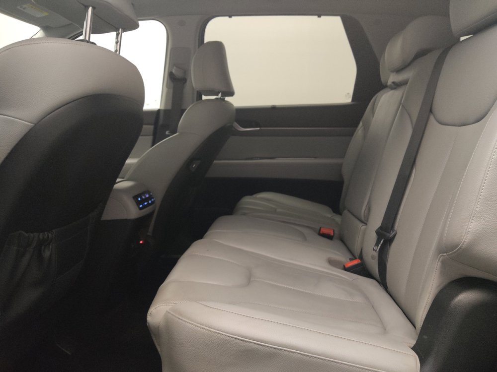Used 2022 Hyundai Palisade SEL w/ 8P Bench Seat Package FWD image 18