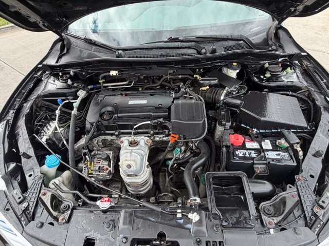 Used 2017 Honda Accord LX image 37
