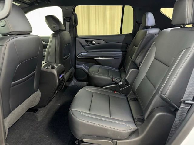 New 2026 Chevrolet Traverse LT w/ Midnight/Sport Edition AWD/4WD image 15