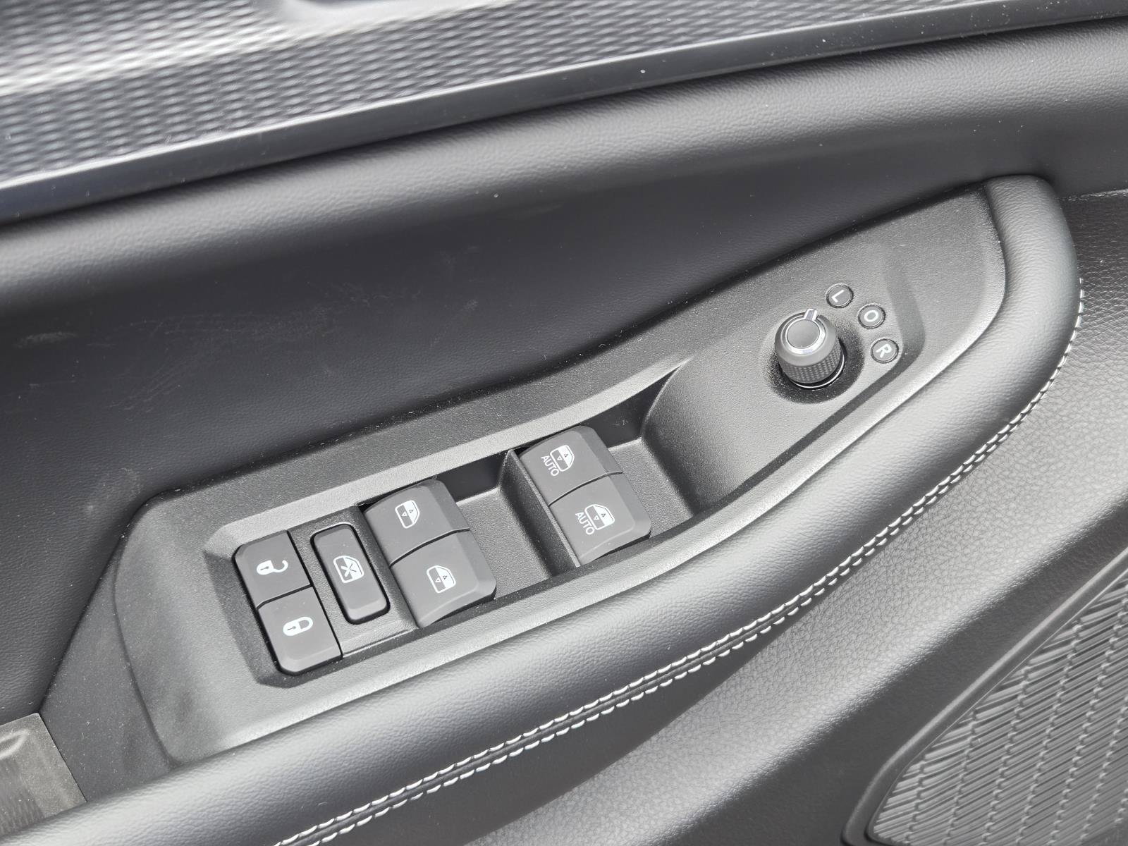 New 2026 Jeep Grand Cherokee Laredo X RWD image 21