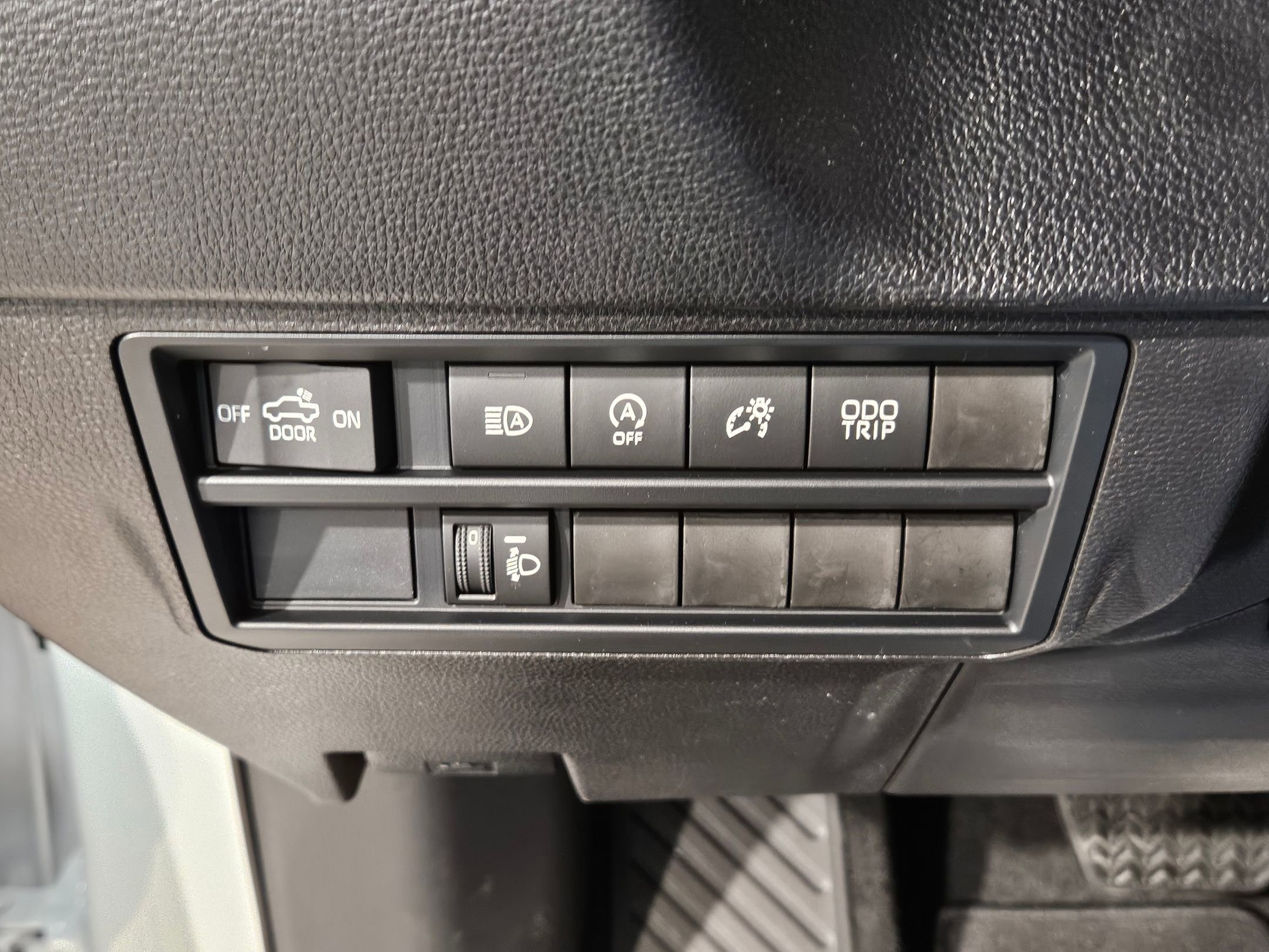 New 2026 Toyota Tundra SR image 13