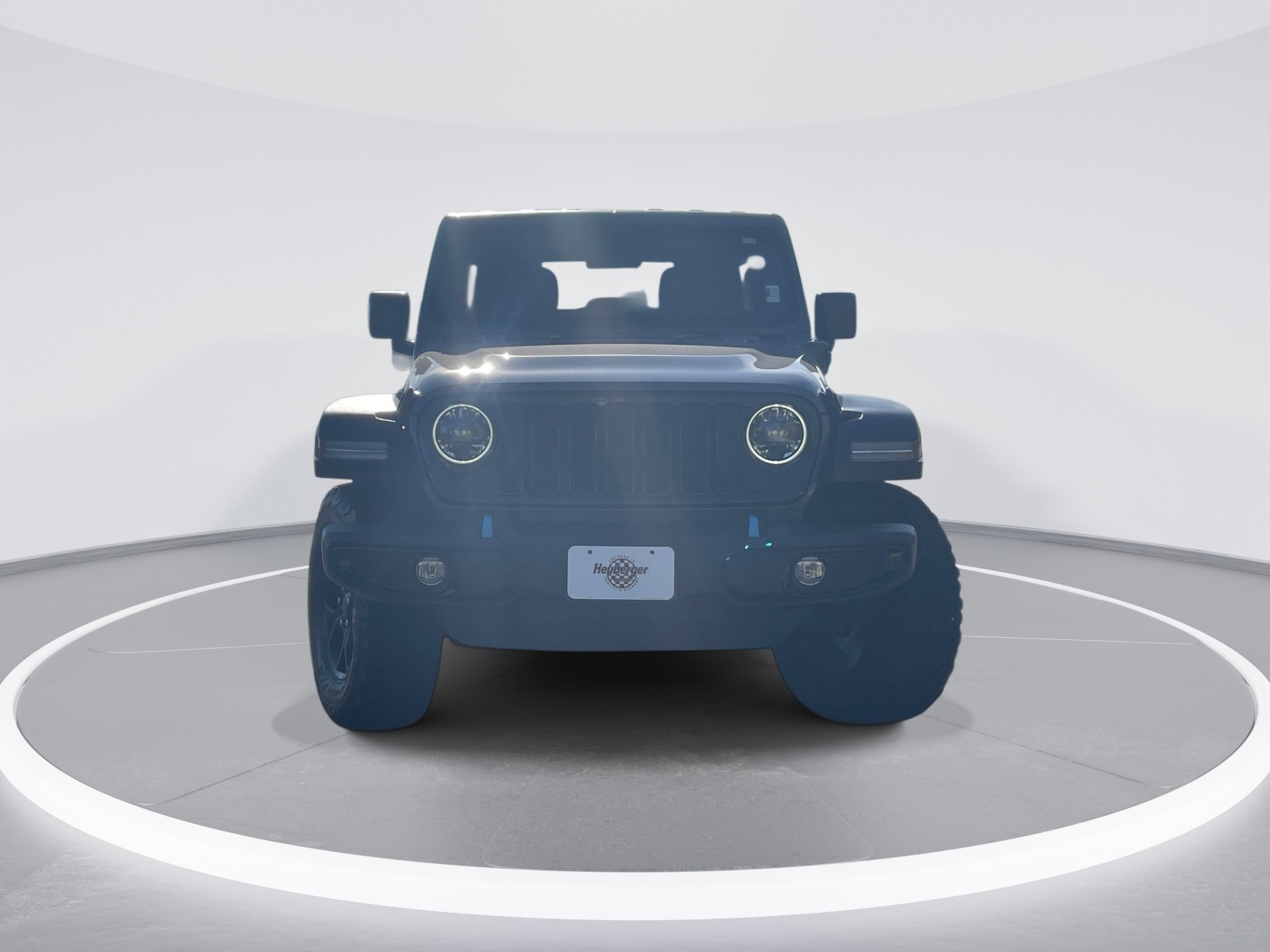 Used 2024 Jeep Wrangler Unlimited AWD/4WD image 2