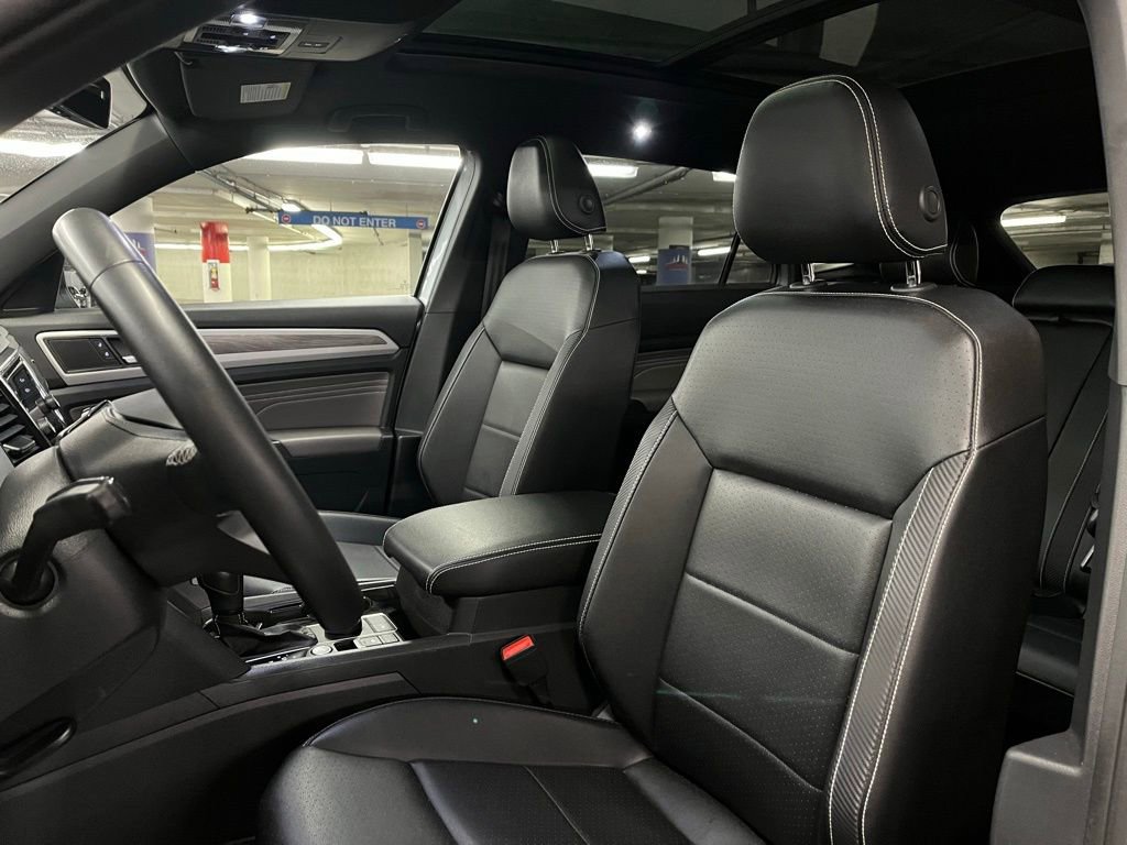 Used 2023 Volkswagen Atlas Cross Sport SE w/ Panoramic Sunroof Package image 21
