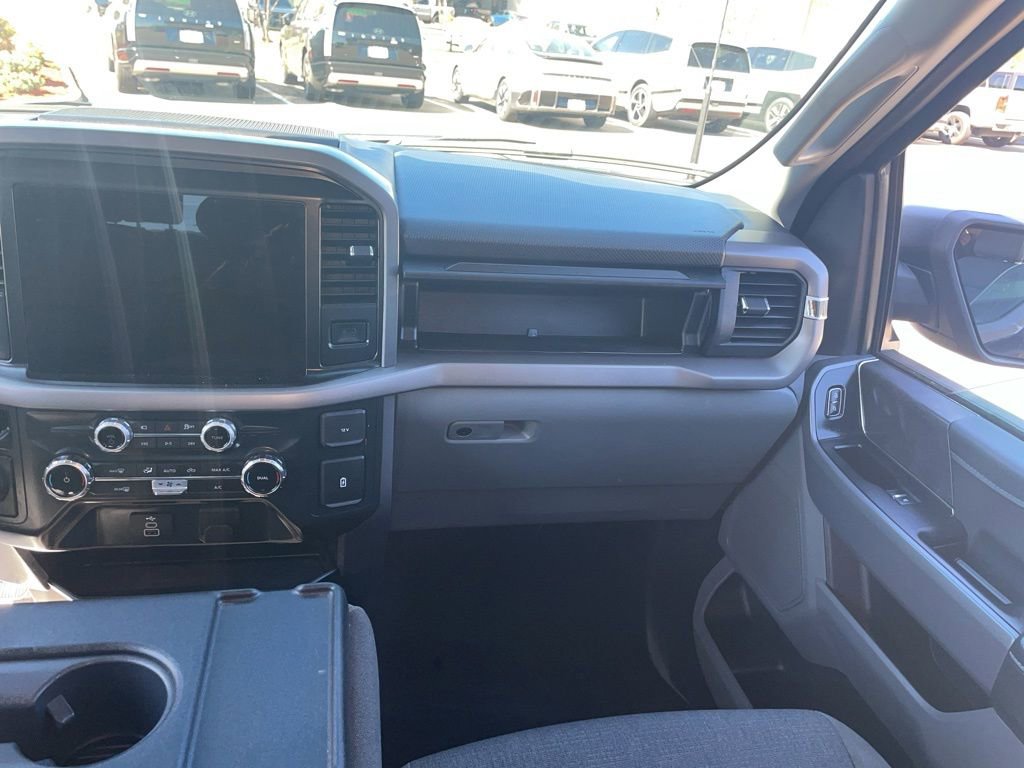 Used 2025 Ford F150 XLT w/ Equipment Group 301A Standard image 17