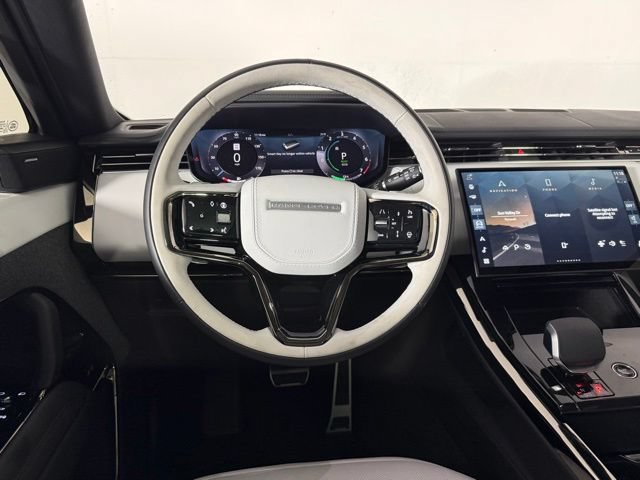 Used 2025 Land Rover Range Rover Sport Dynamic SE AWD/4WD image 26