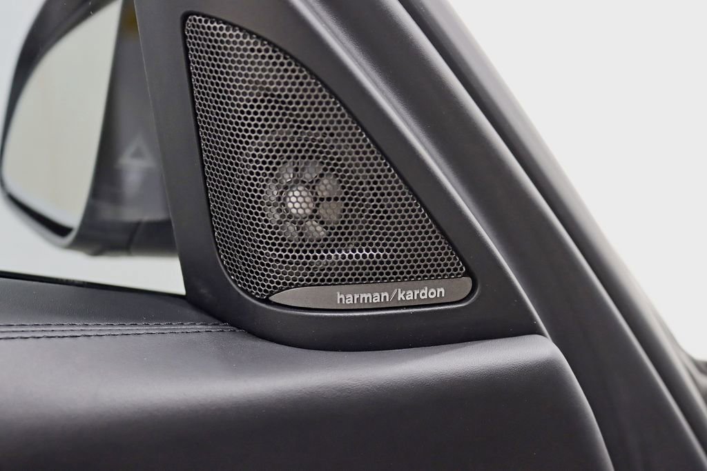 Used 2016 BMW M3 RWD image 35