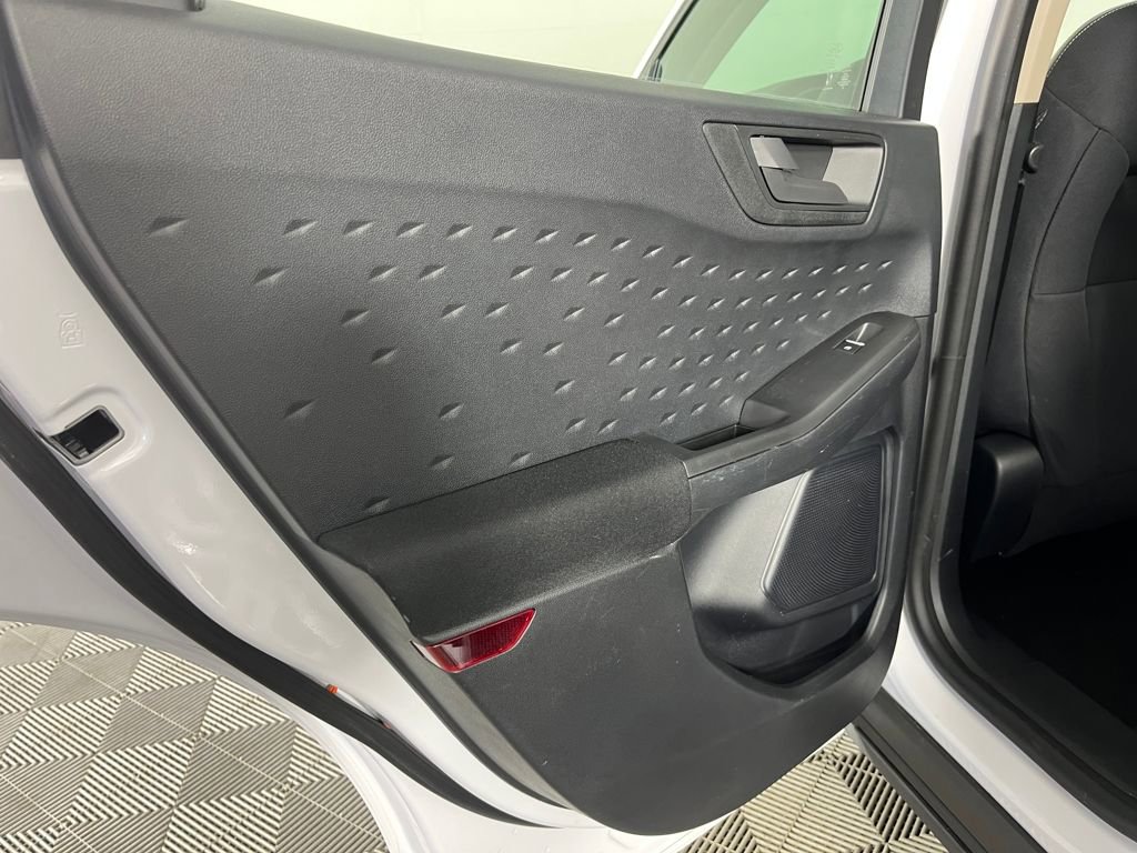 Used 2020 Ford Escape S image 12