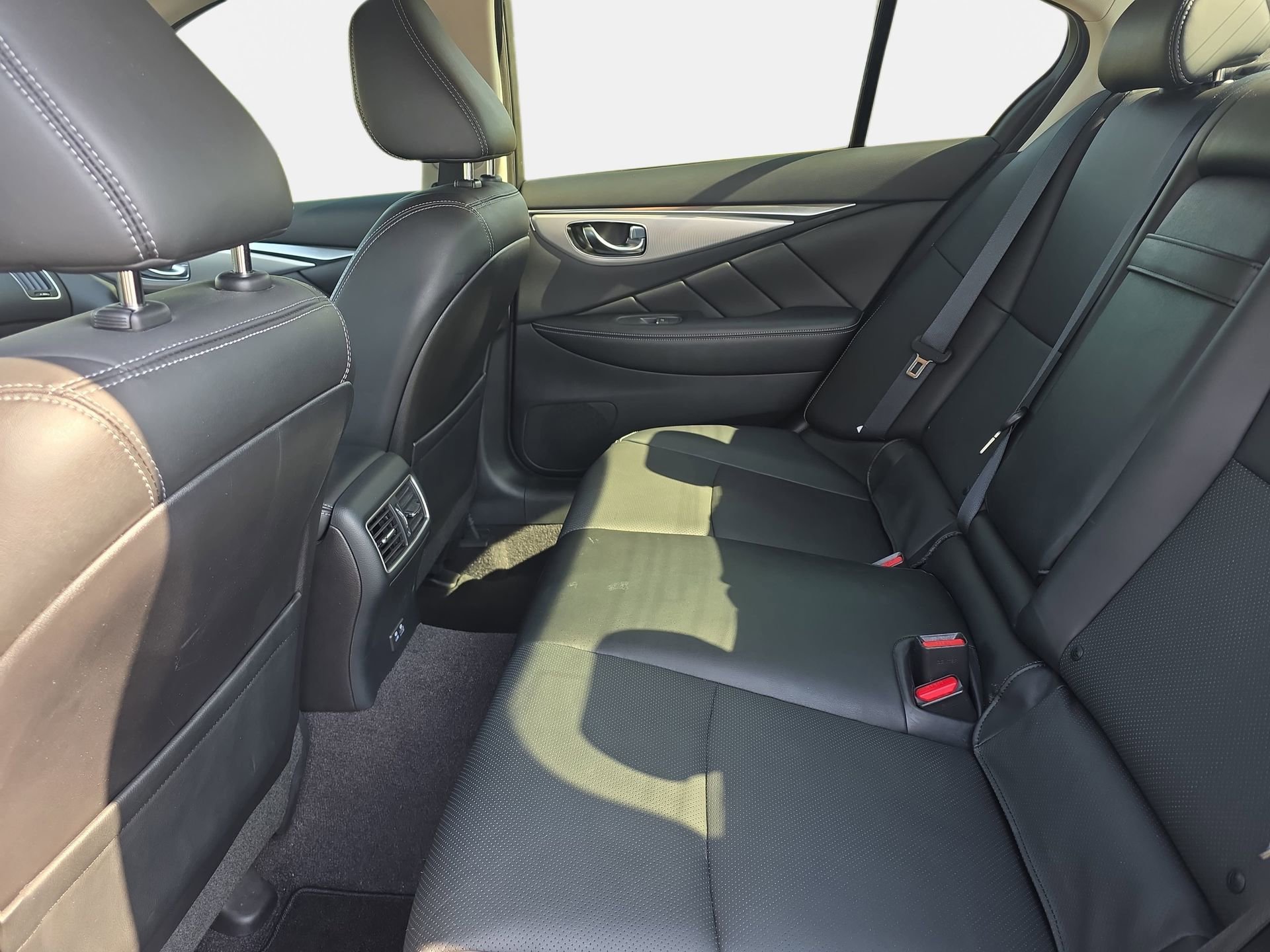 Certified 2022 INFINITI Q50 Luxe w/ Cargo Package AWD/4WD image 13