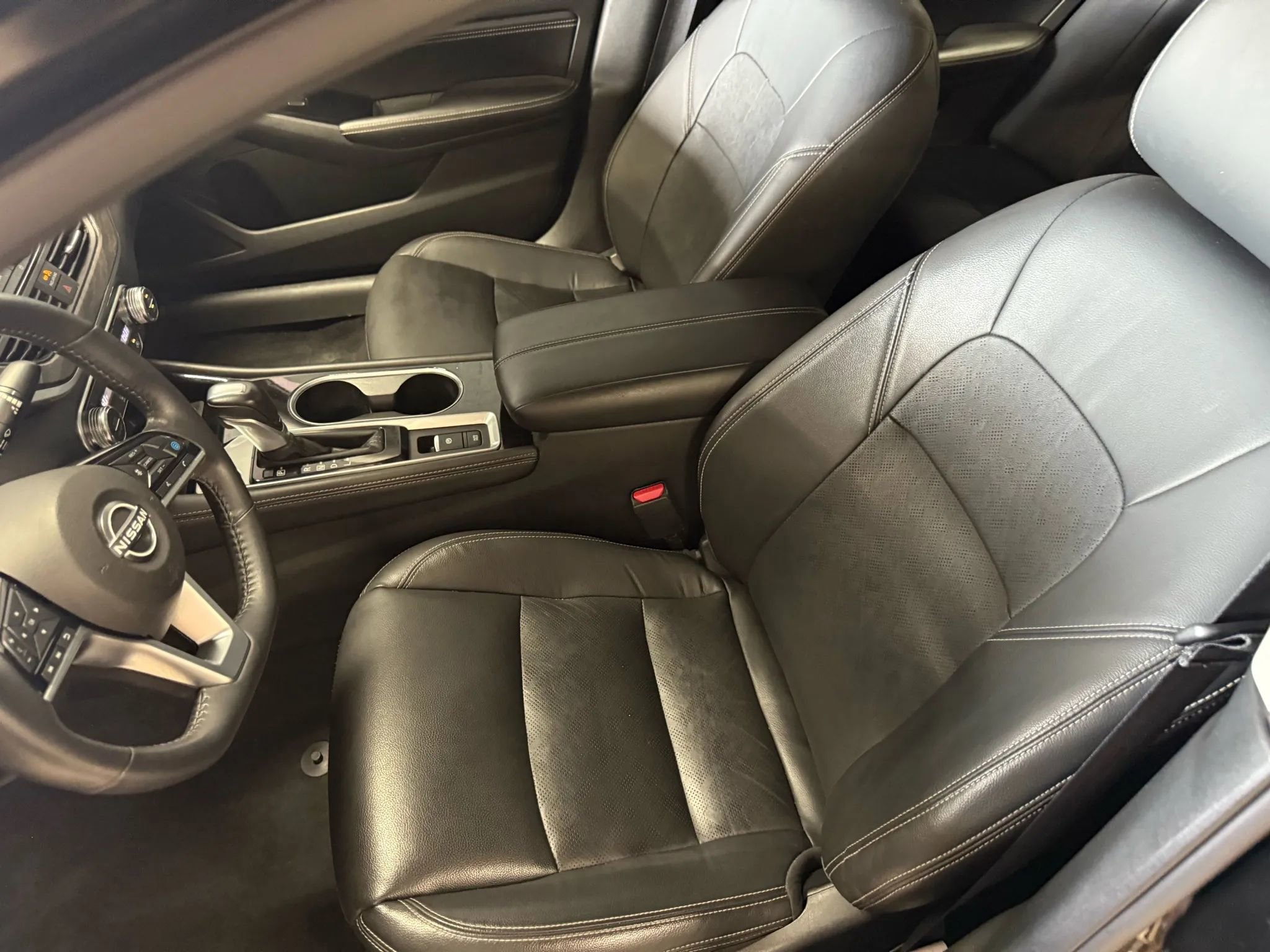 Used 2023 Nissan Altima 2.5 SL image 10