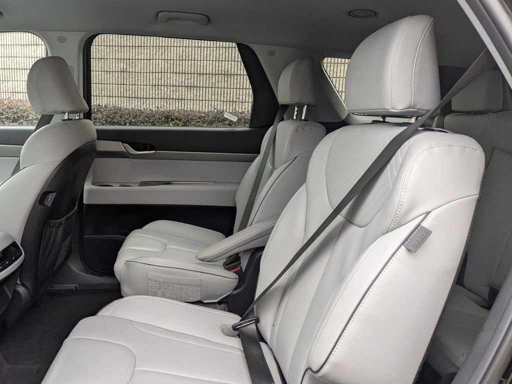 Used 2025 Hyundai Palisade SEL image 25
