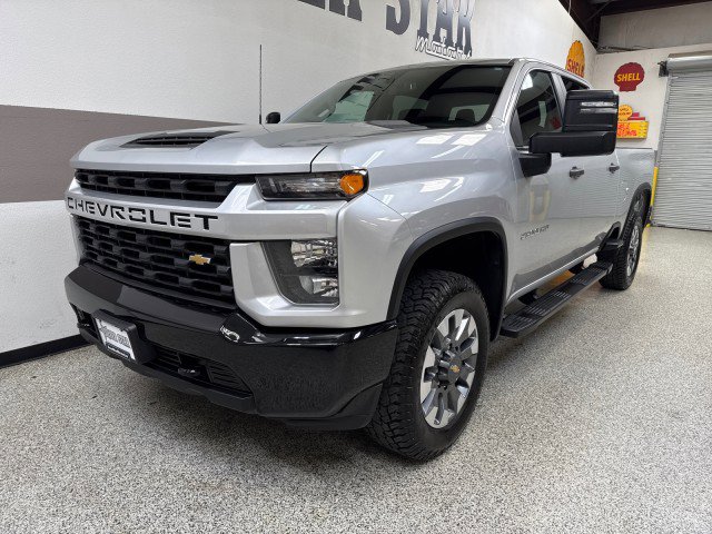 Used 2022 Chevrolet Silverado 2500 Custom w/ Custom Convenience Package image 3