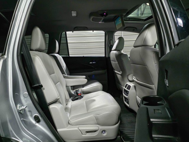 Used 2021 Honda Pilot Touring image 21