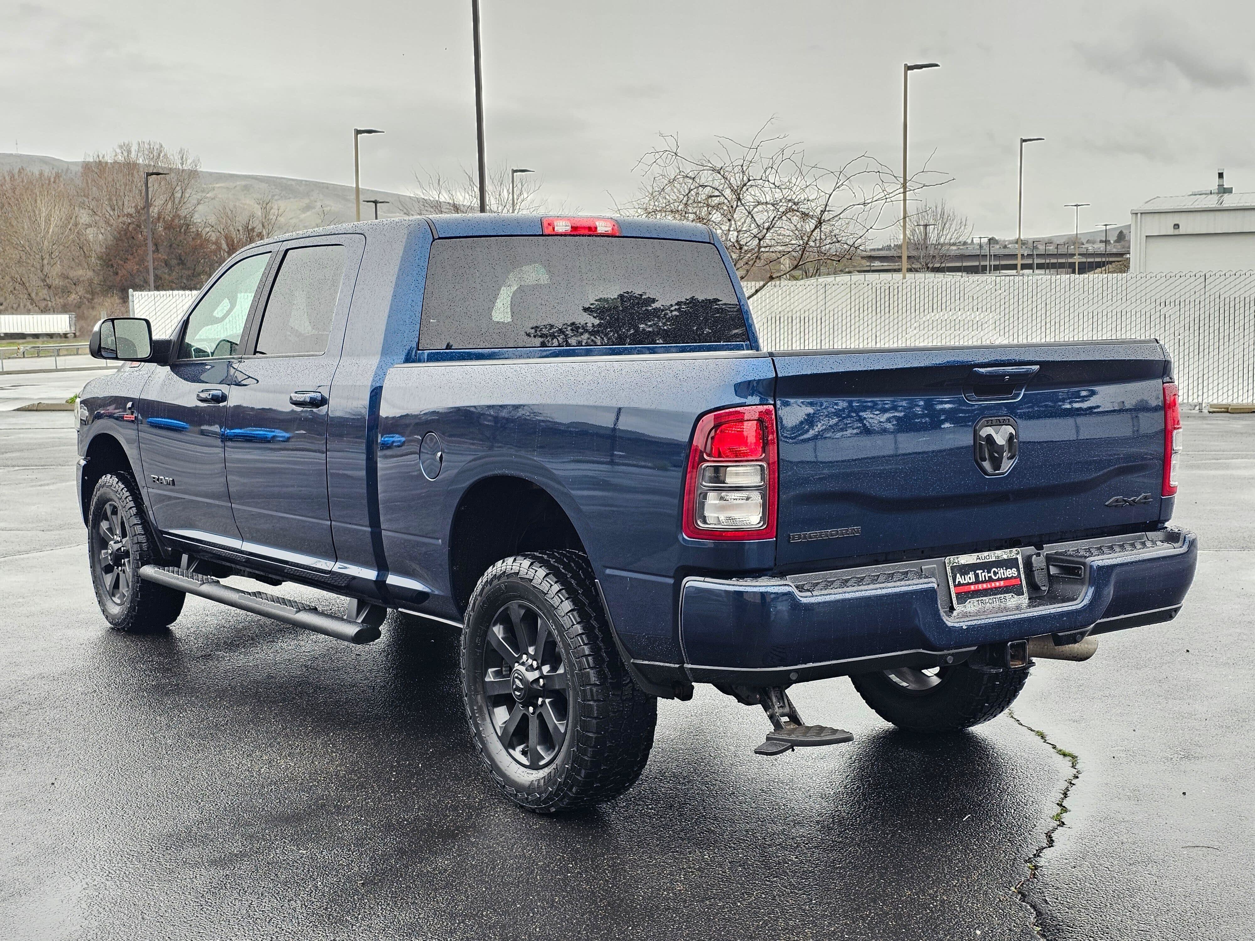 Used 2022 RAM 3500 Big Horn w/ Night Edition AWD/4WD image 4