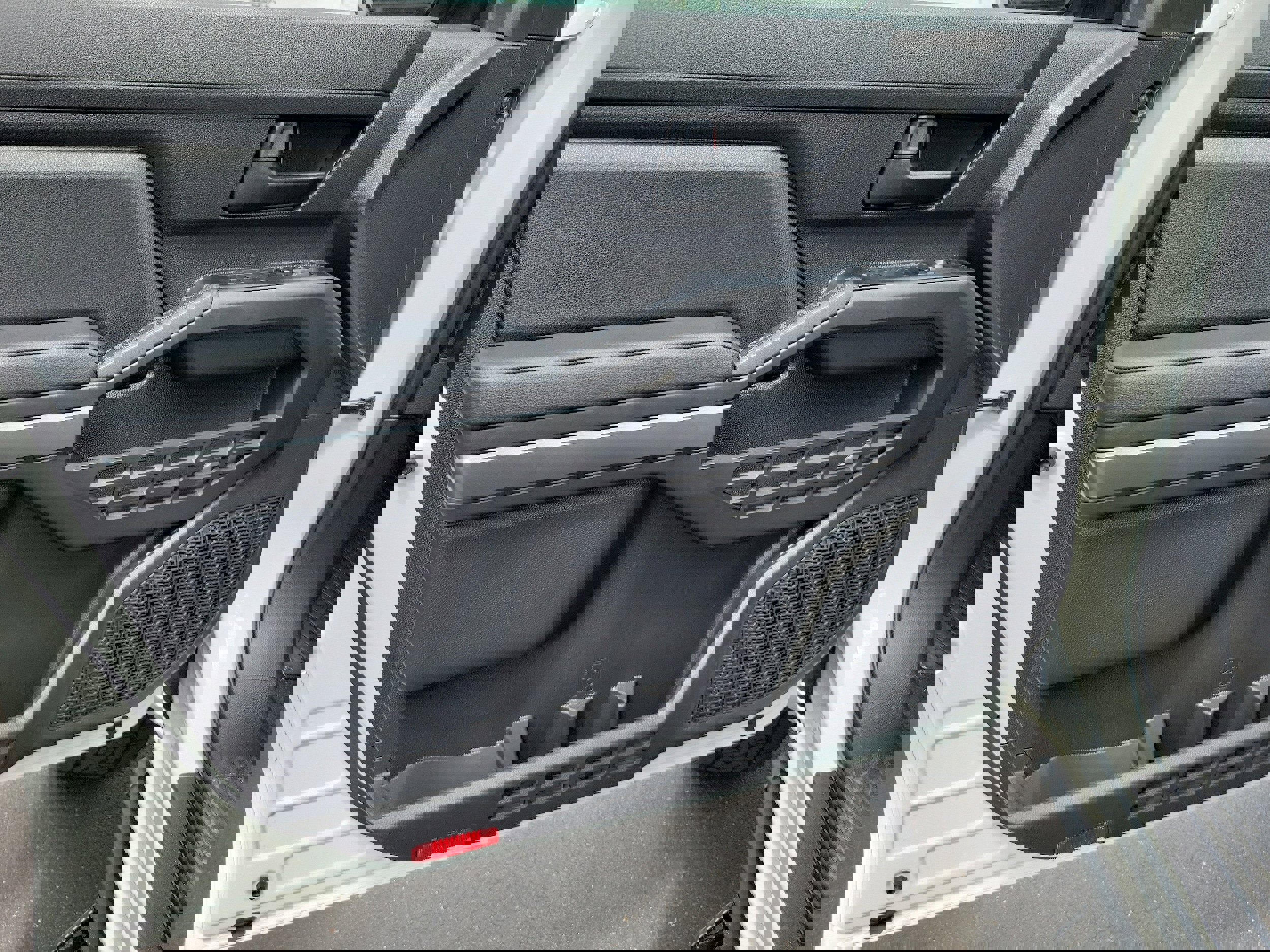 New 2025 Toyota Tacoma SR5 image 17