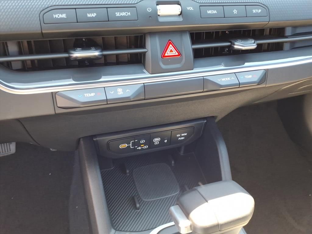New 2025 Kia K4 GT-Line w/ GT-Line Premium Package image 23