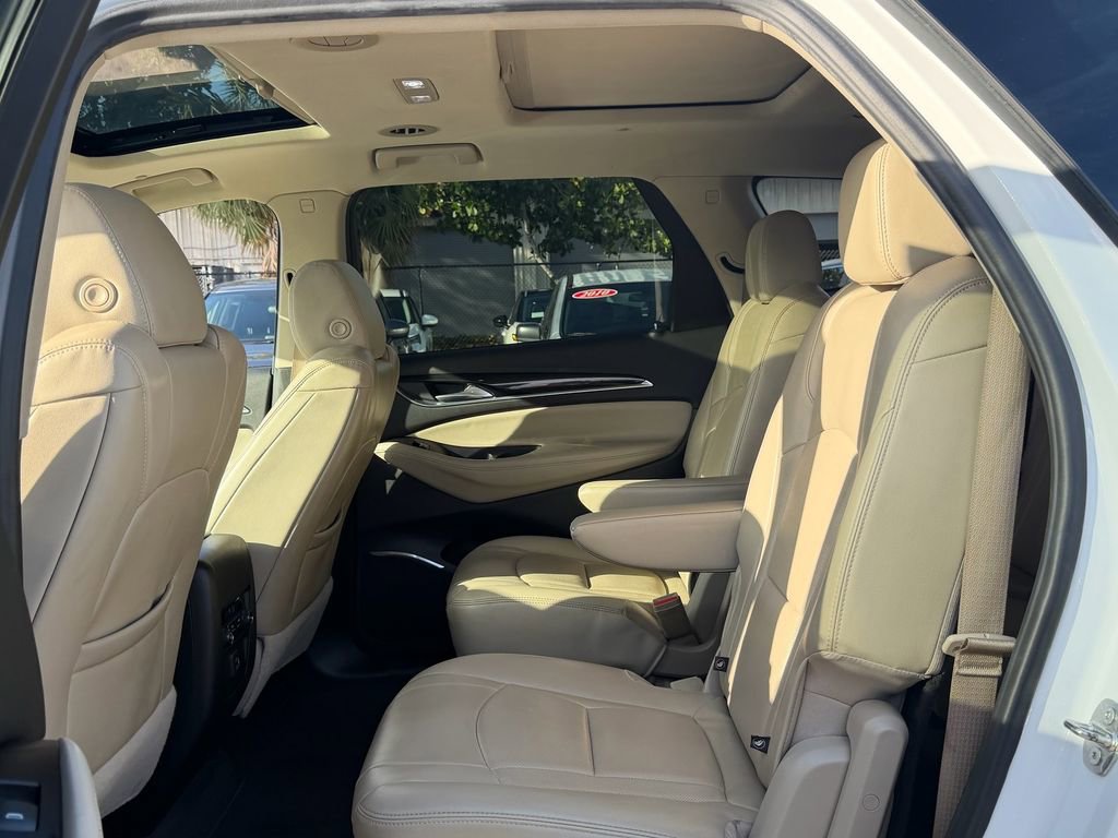 Used 2020 Buick Enclave Essence FWD image 12