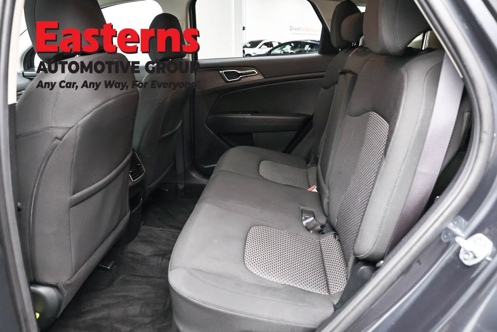 Used 2023 Kia Sportage LX AWD/4WD image 22