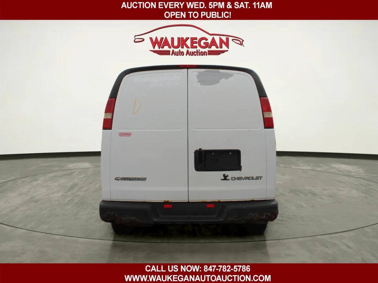 Used 2005 Chevrolet Express 2500 RWD image 6