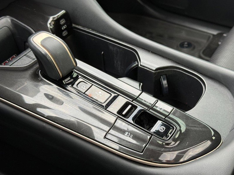 Used 2024 Toyota Crown AWD/4WD image 20