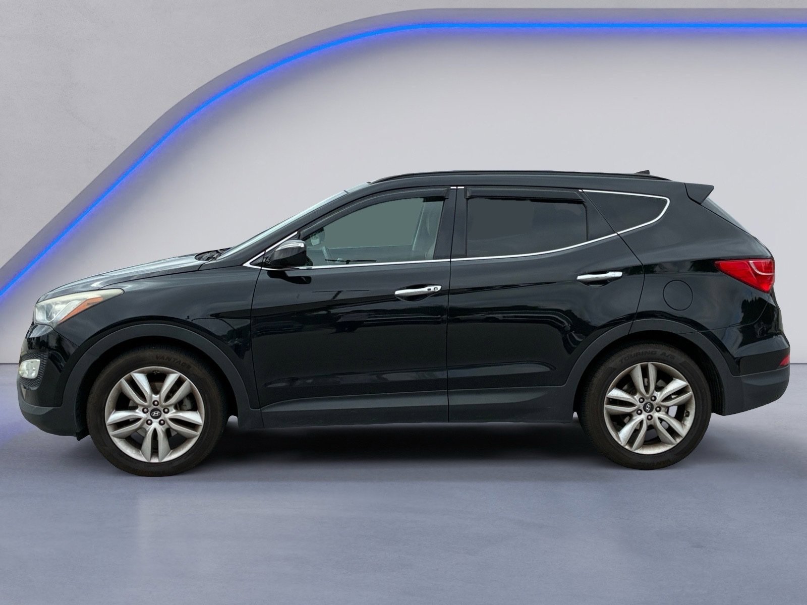 Used 2015 Hyundai Santa Fe Sport 2.0T w/ Option Group 05 AWD/4WD image 3