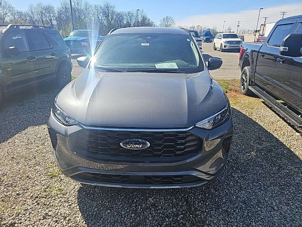 Used 2023 Ford Escape ST-Line w/ Tech Pack #1 image 1