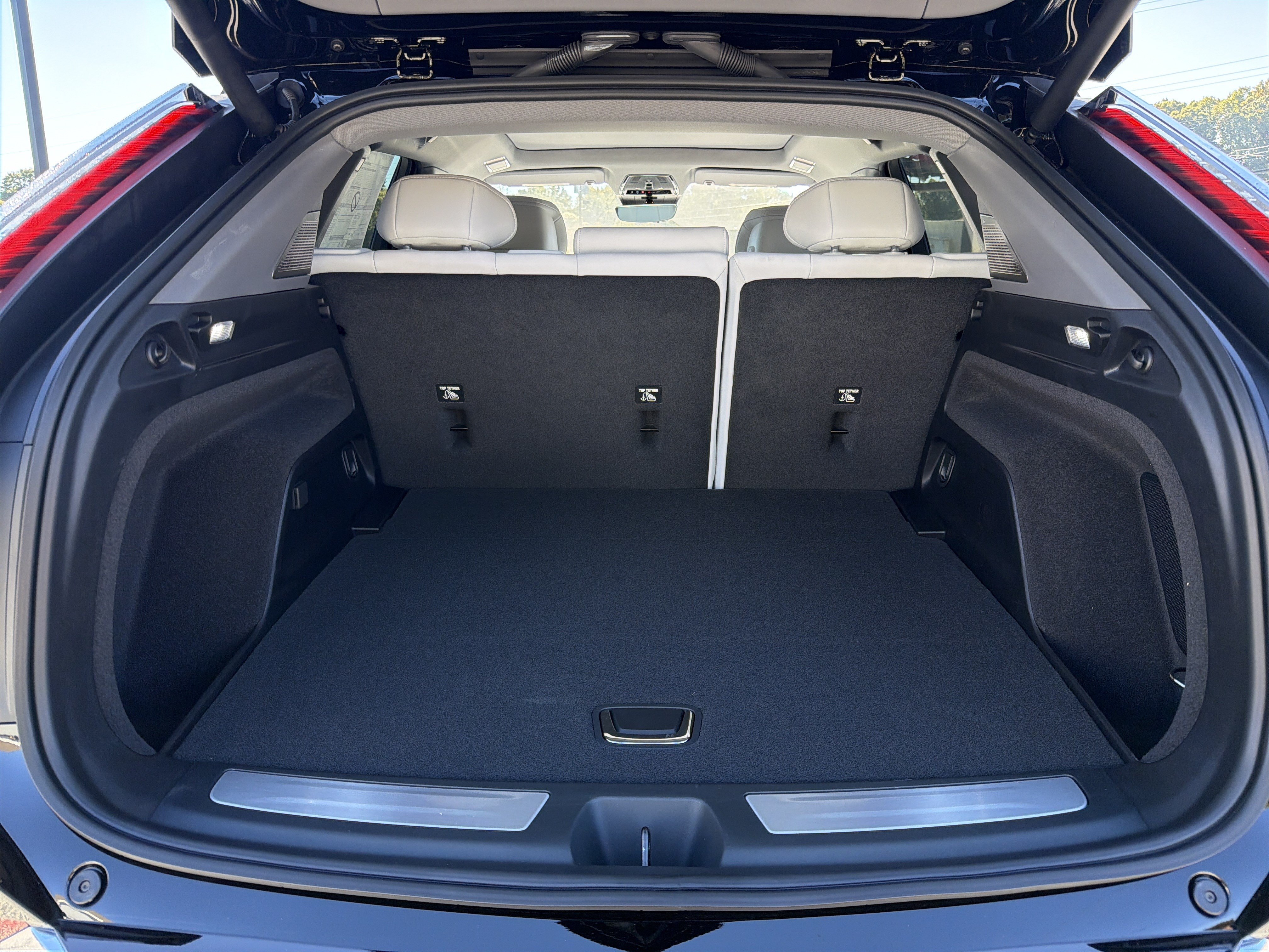 New 2027 Cadillac Optiq Luxury RWD image 19