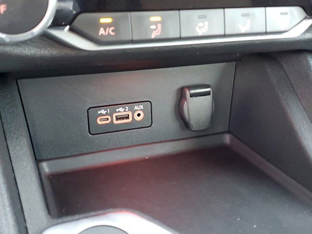 Used 2023 Nissan Sentra SV image 24